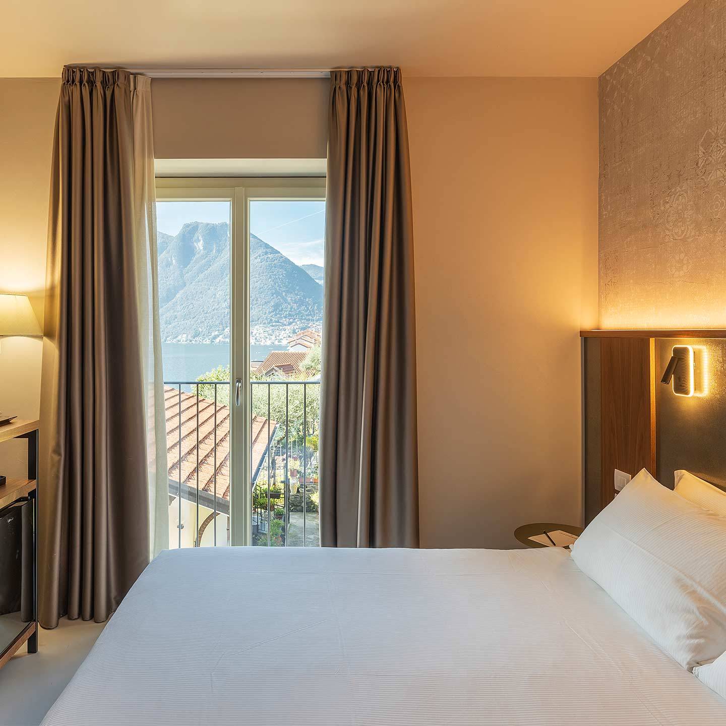 villa-clementina-lake-ok-como-boutique-hotel-colonno-room-305 (7)