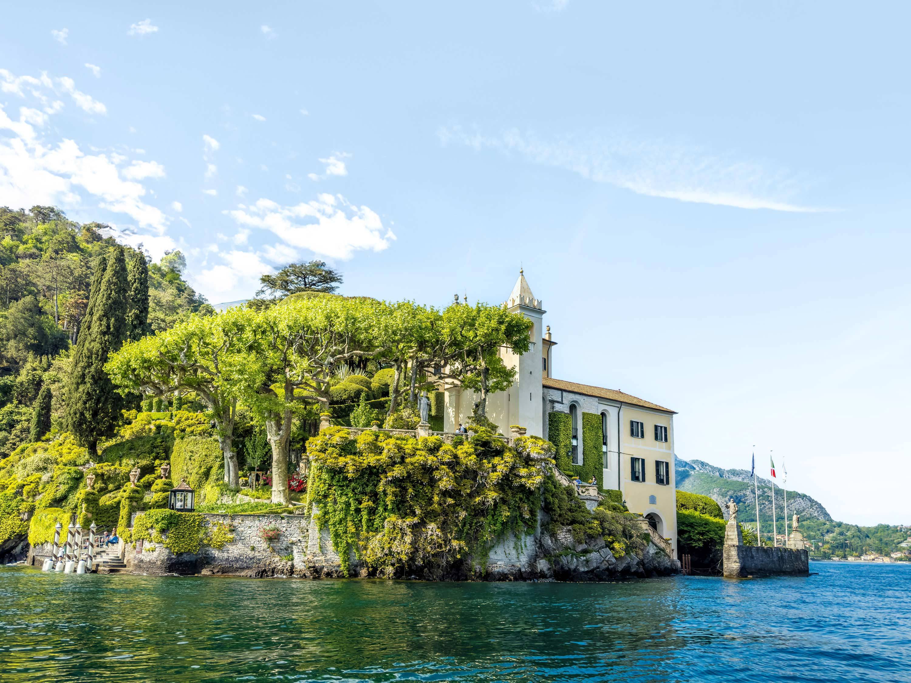 Villa-Clementina-boutique-hotel-lake-como-view-relax-experiences-history-garden-boat-balbianello